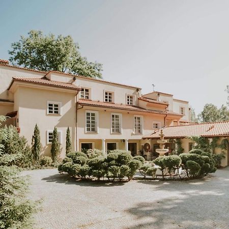 Villa Toscana Warszawa Екстер'єр фото